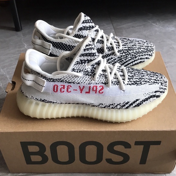Yeezy Boost 350 V2